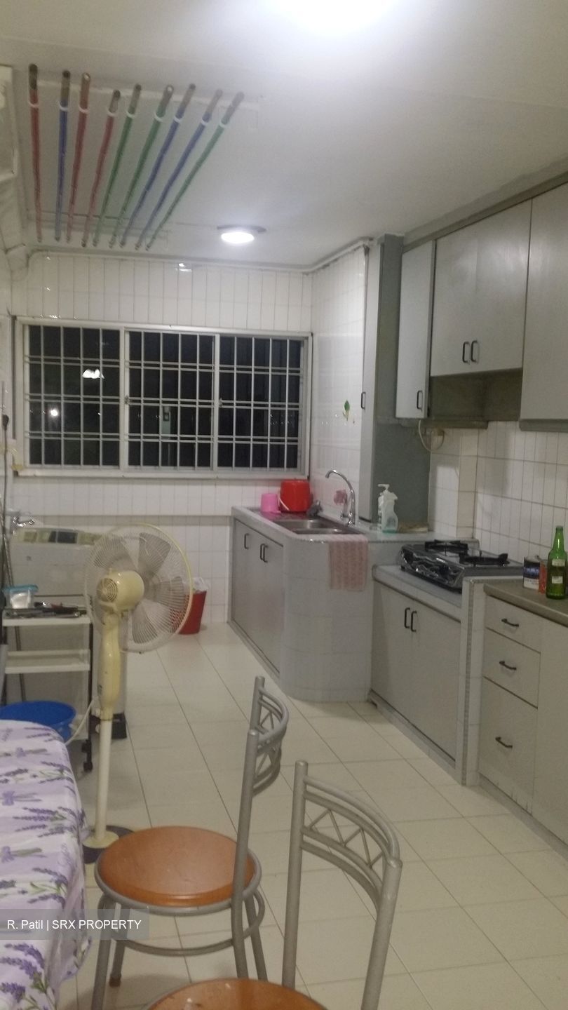 Blk 894A TAMPINES GROVE (Tampines), HDB 3 Rooms #602238451